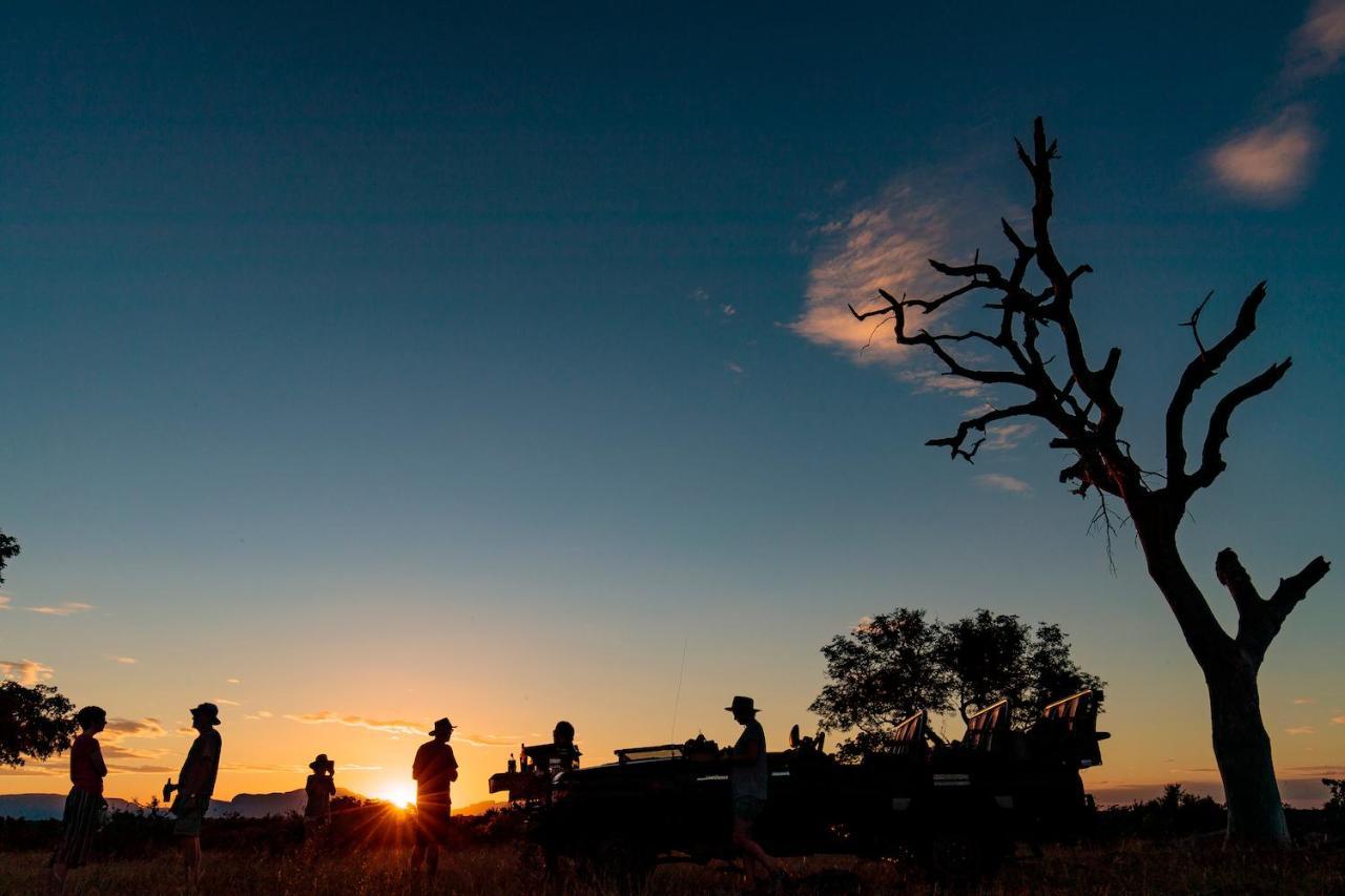 Shindzela Tented Camp Timbavati Vadrezervátum Kültér fotó
