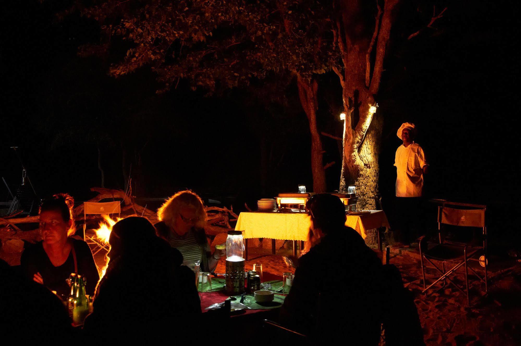 Shindzela Tented Camp Timbavati Vadrezervátum Kültér fotó