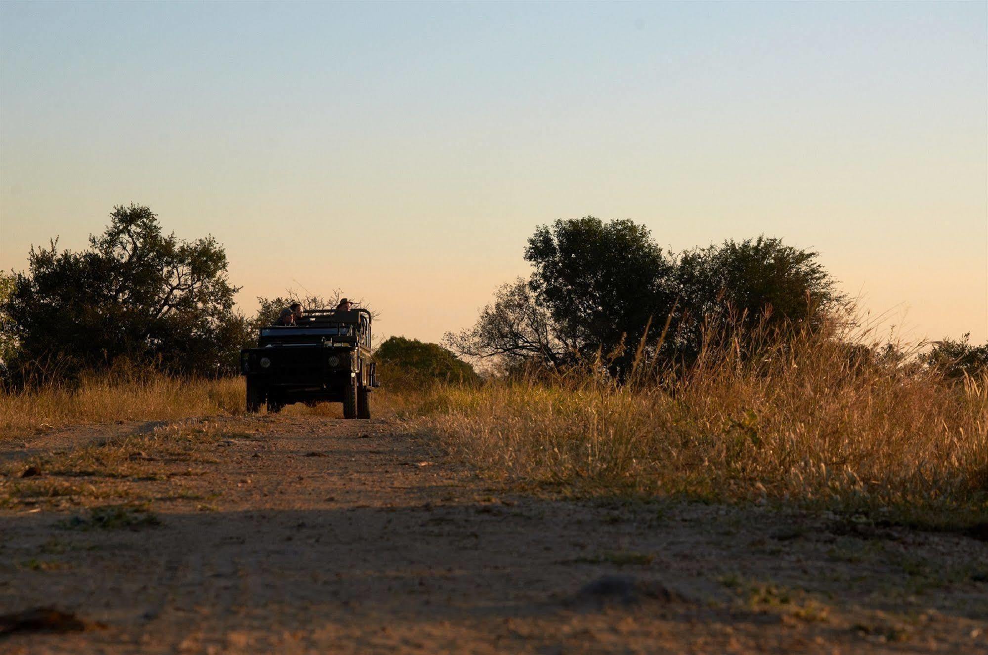 Shindzela Tented Camp Timbavati Vadrezervátum Kültér fotó